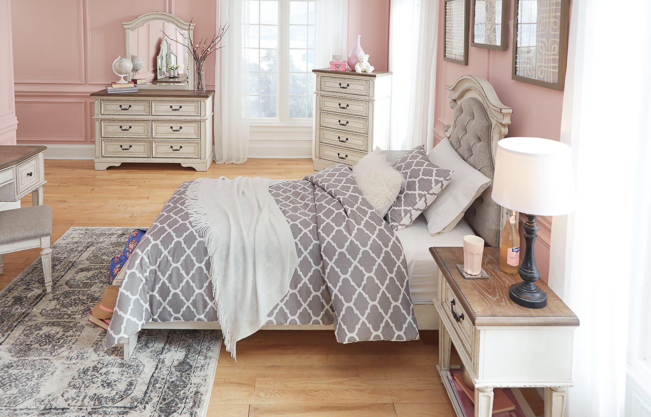 Realyn Bed - Image 40