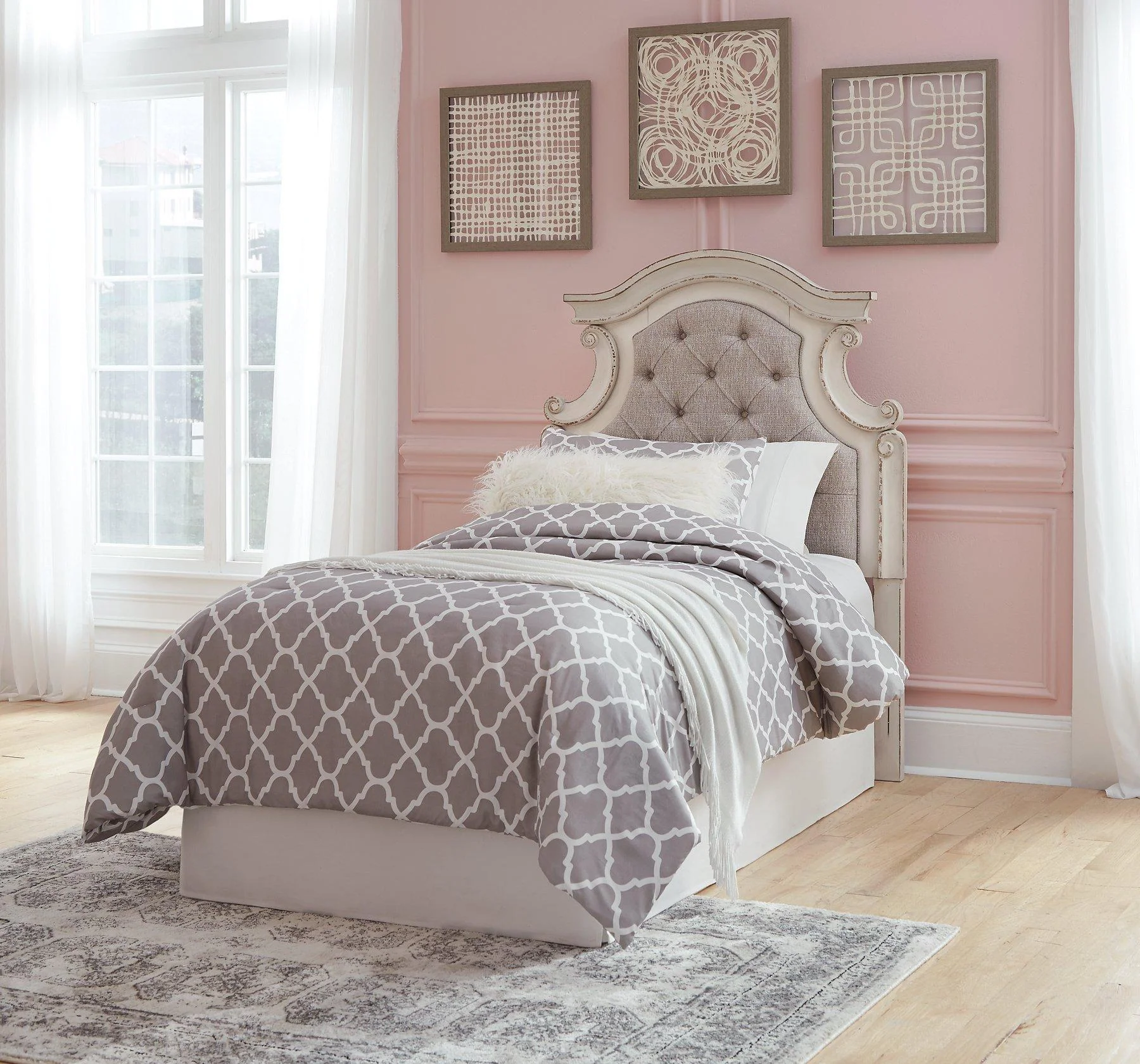 Realyn Bed - Image 41