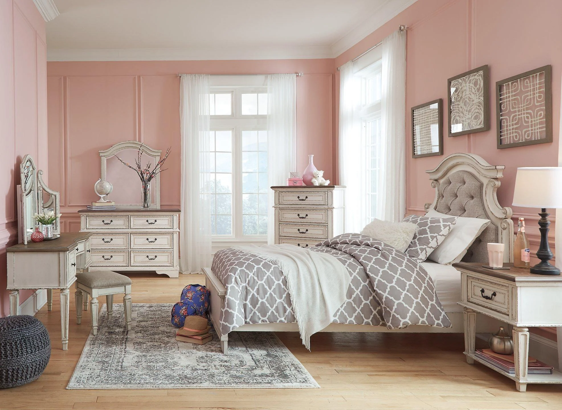 Realyn Bed - Image 48