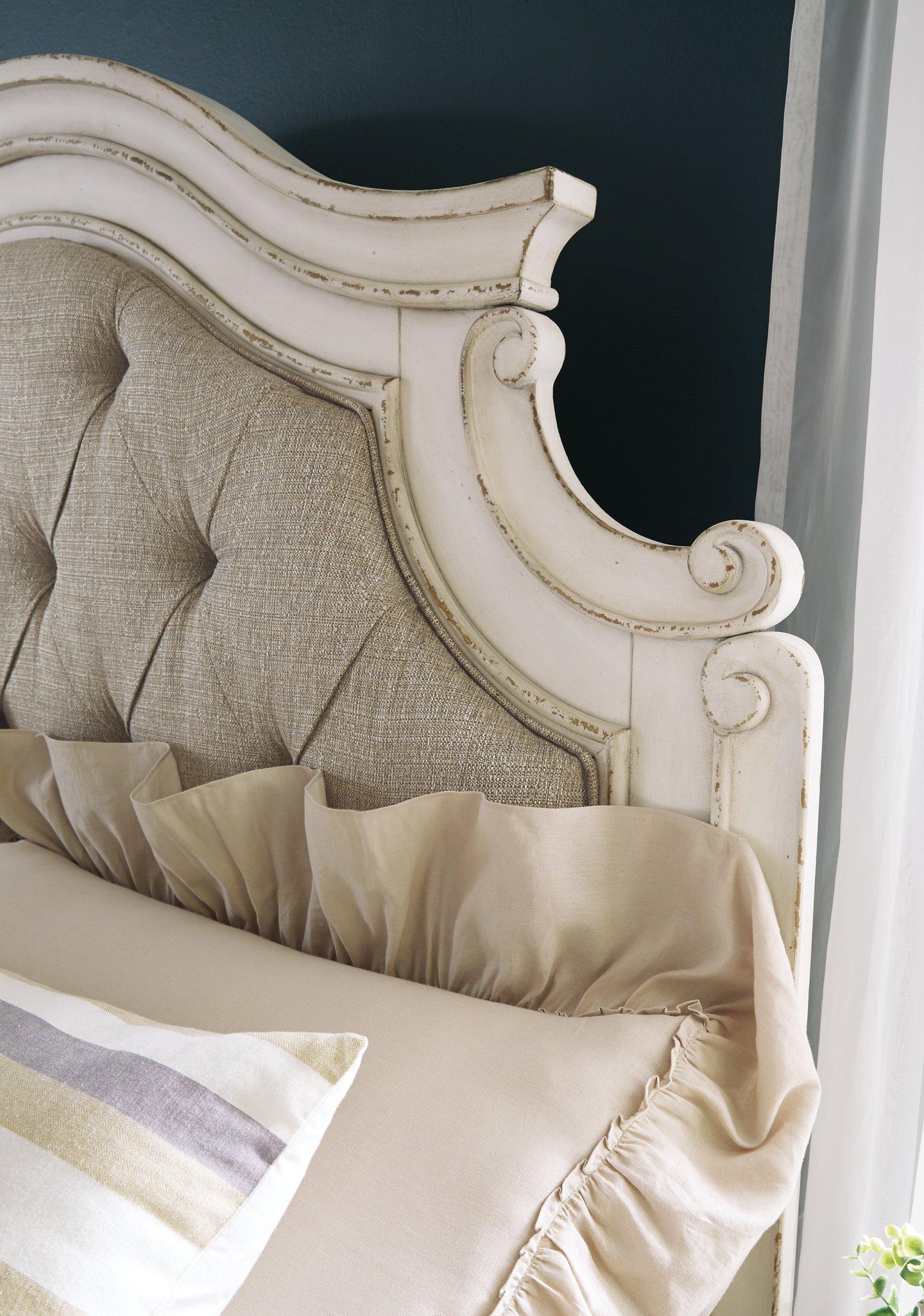 Realyn Bedroom Set - Image 5