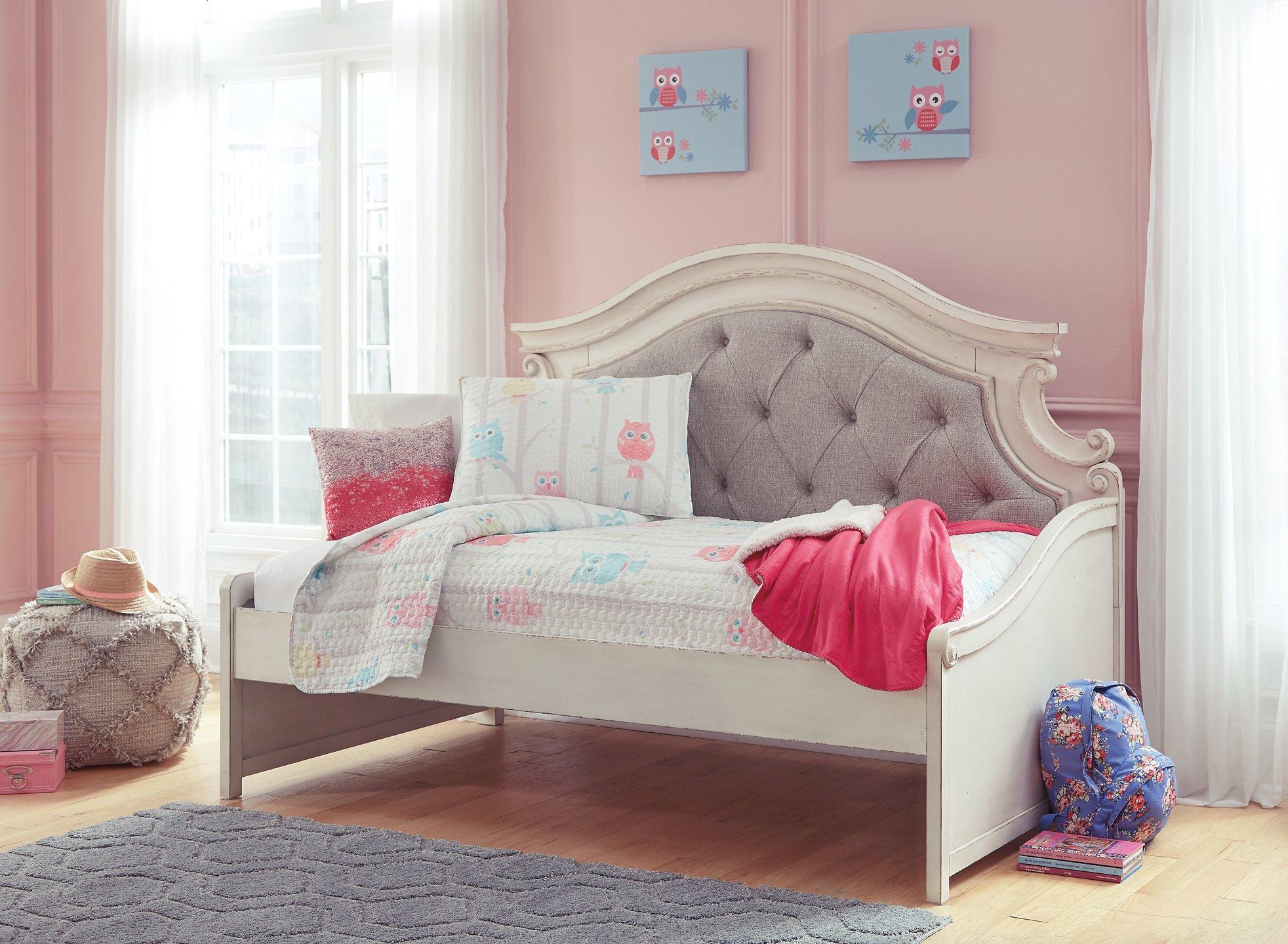 Realyn Daybed with 1 Large Storage Drawer - Image 8