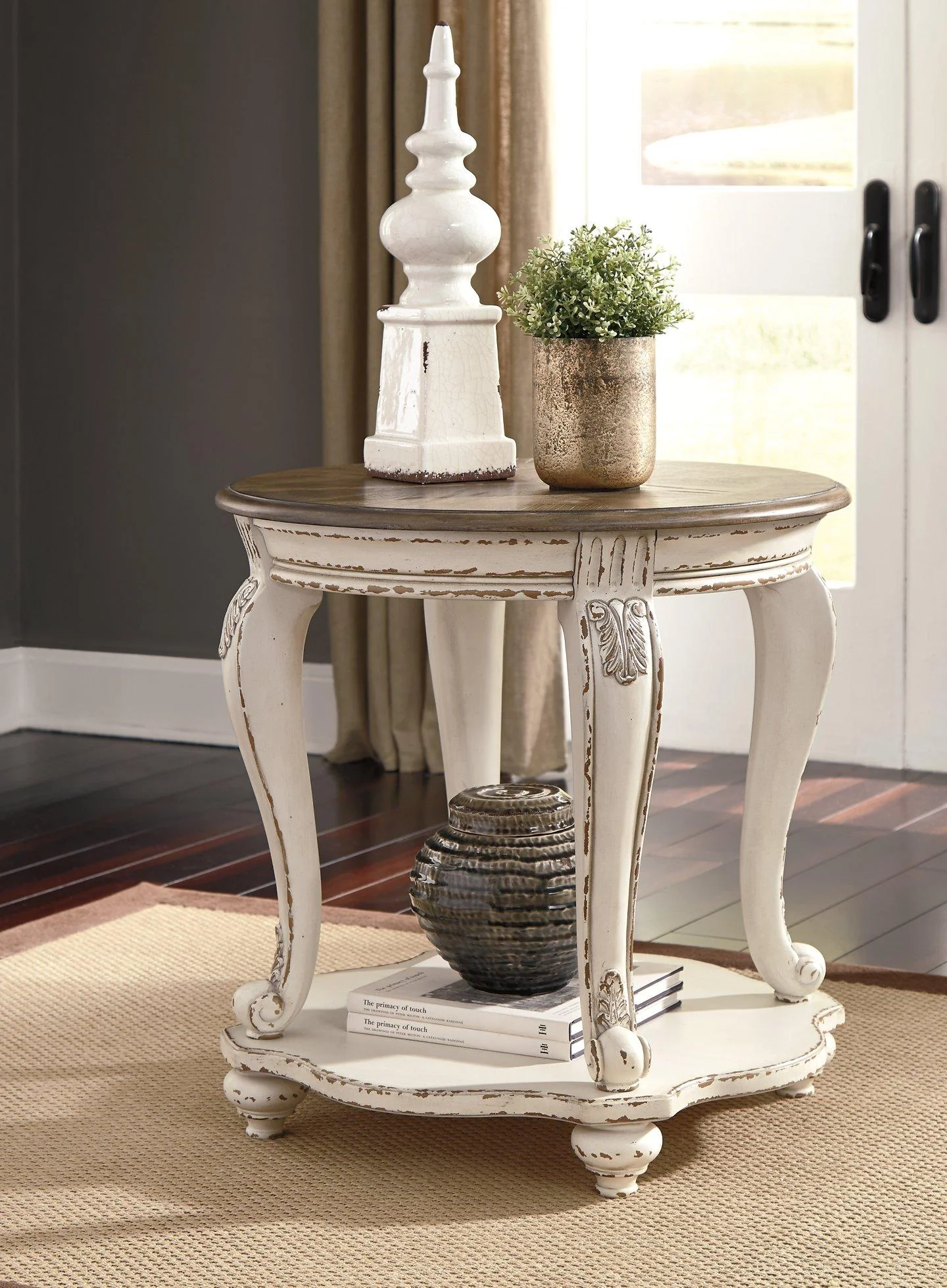 Realyn End Table Set - Image 3