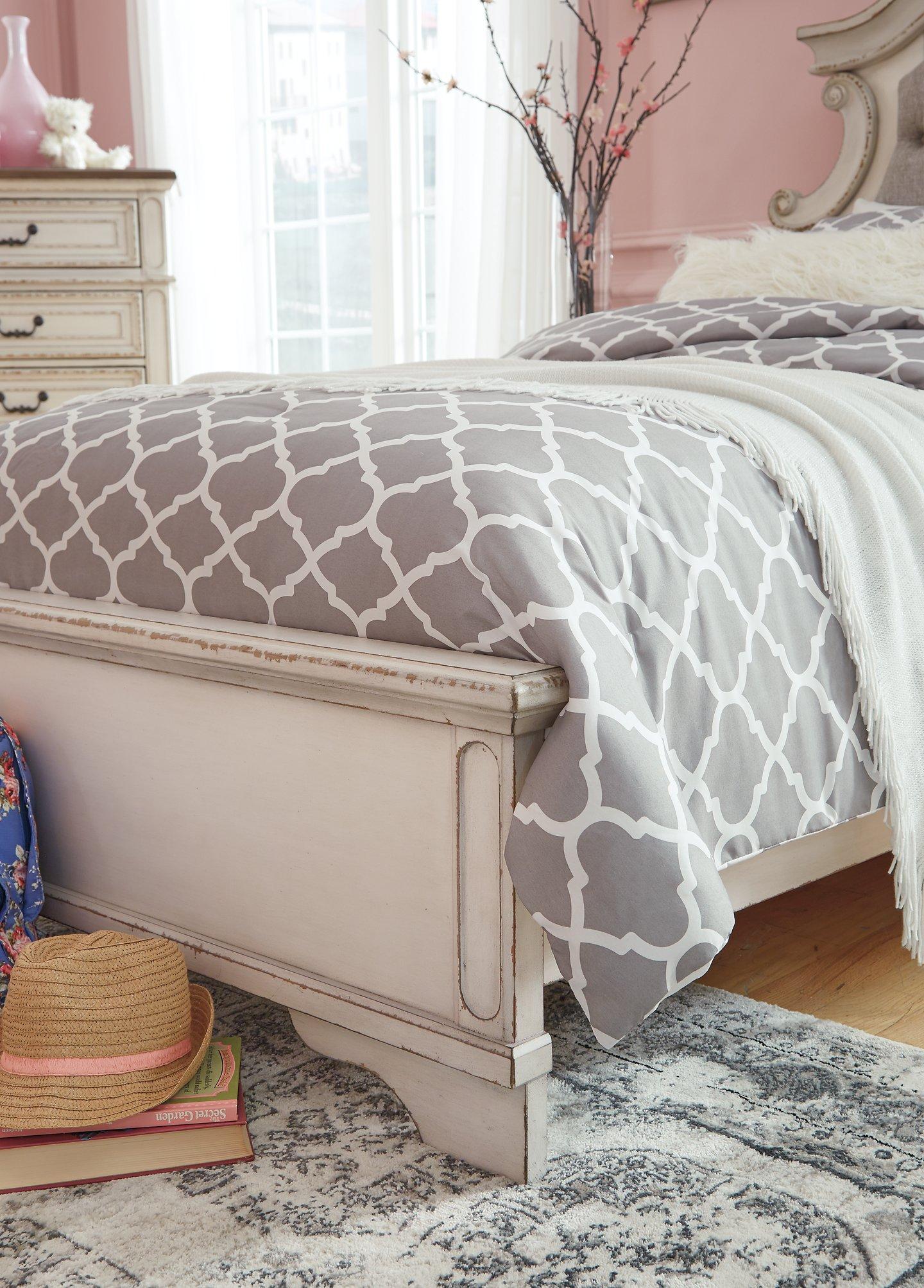 Realyn Upholstered Bed - Image 16