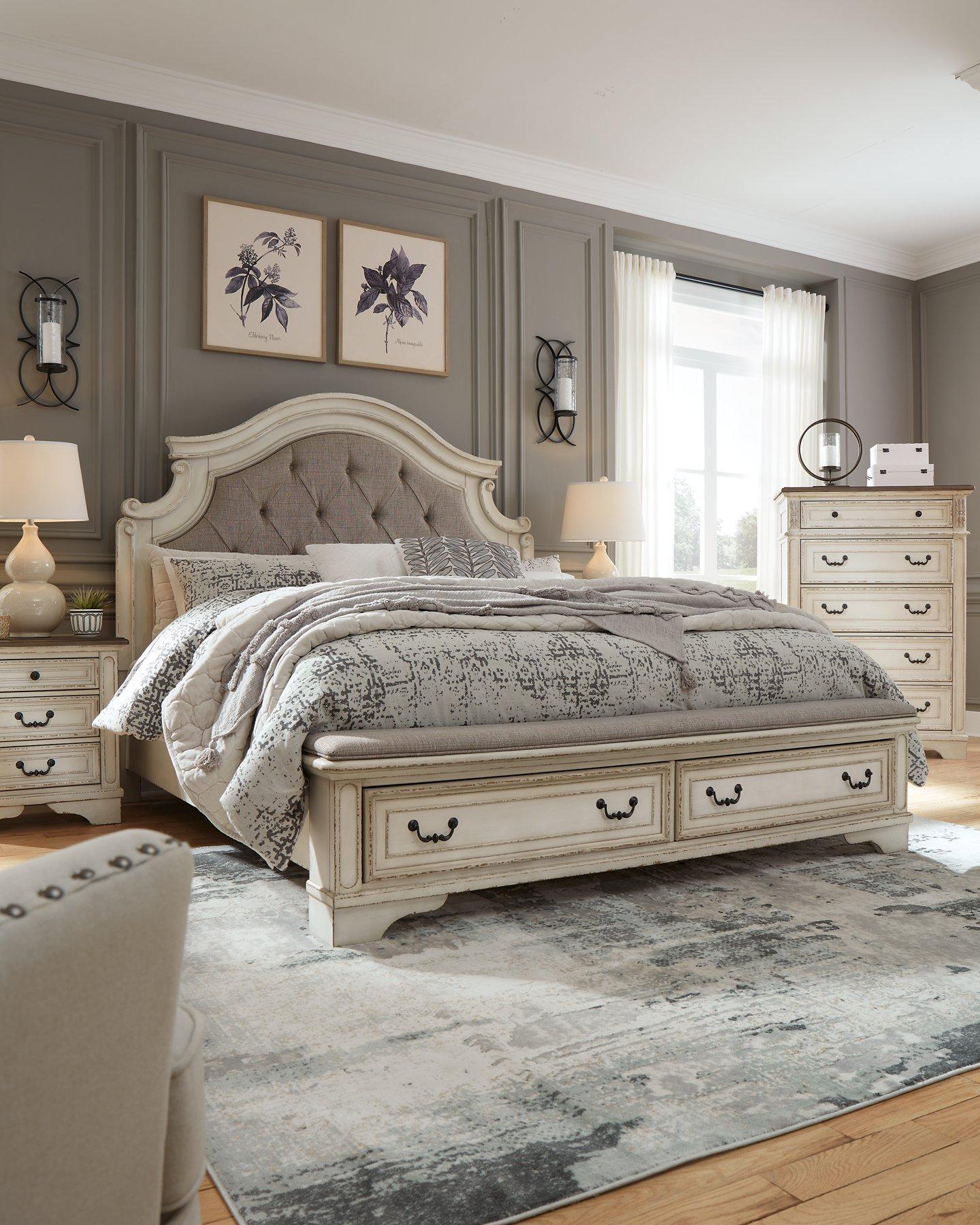 Realyn Upholstered Bed - Image 25