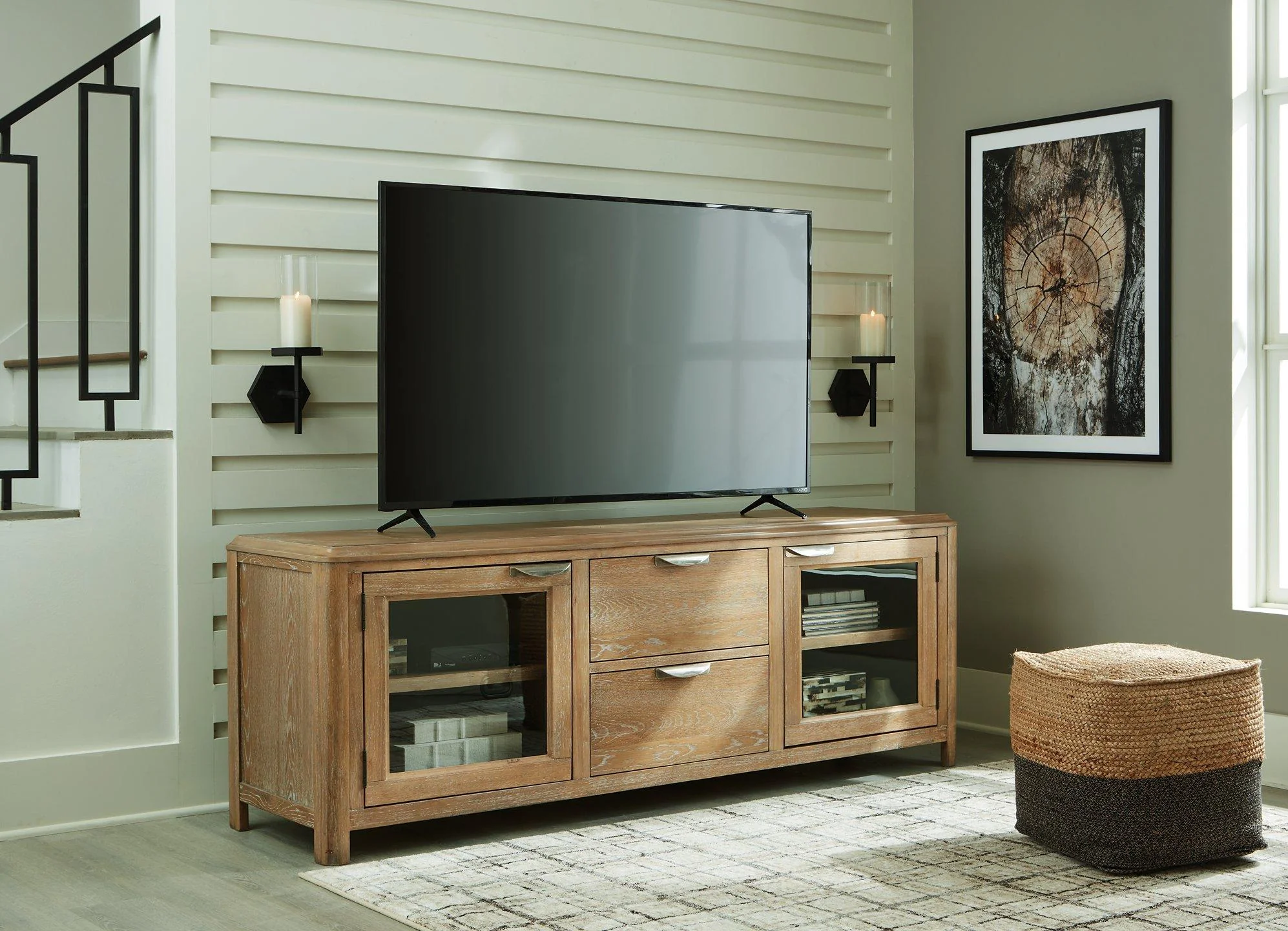 Rencott 80" TV Stand - Image 2