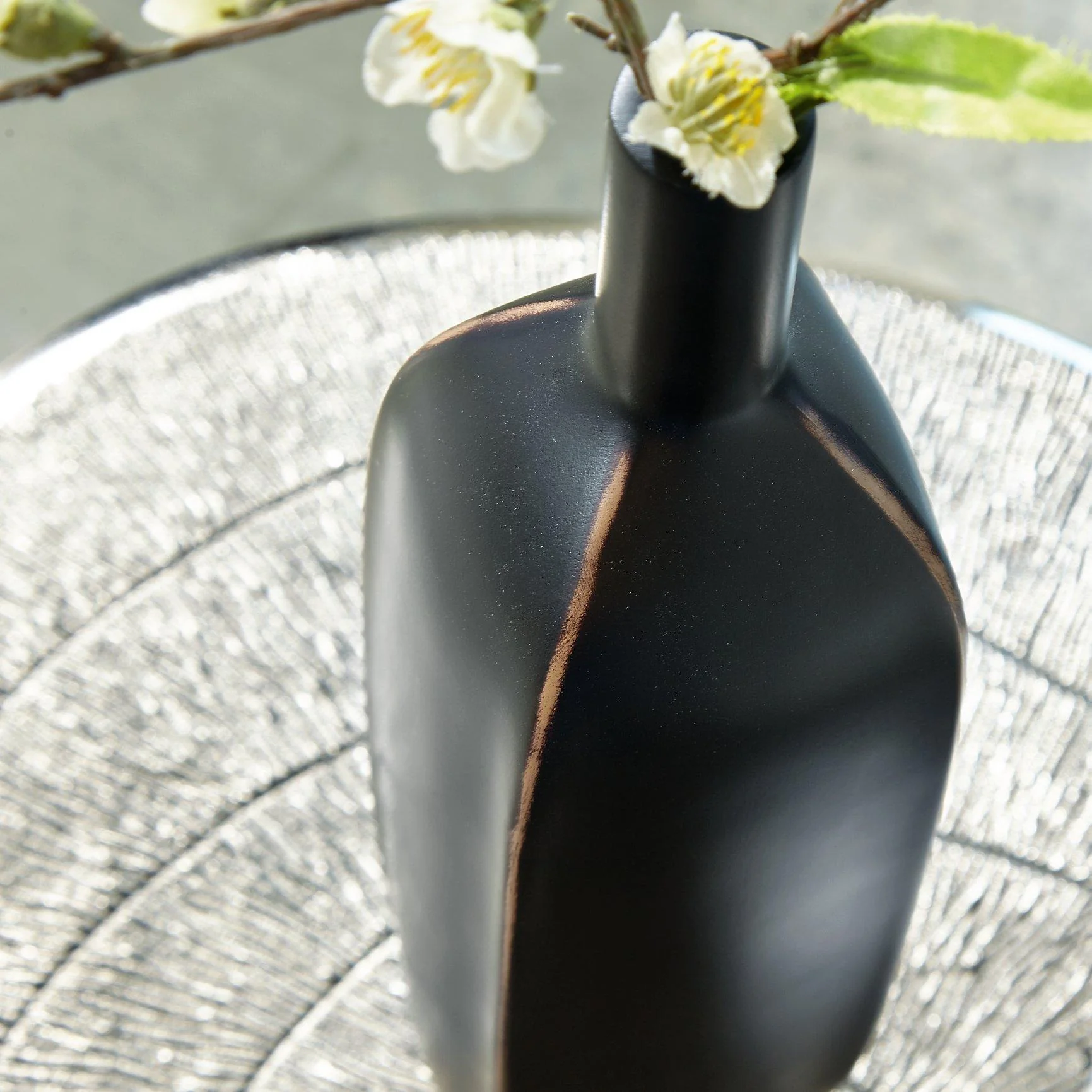 Rhaveney Vase (Set of 3) - Image 18