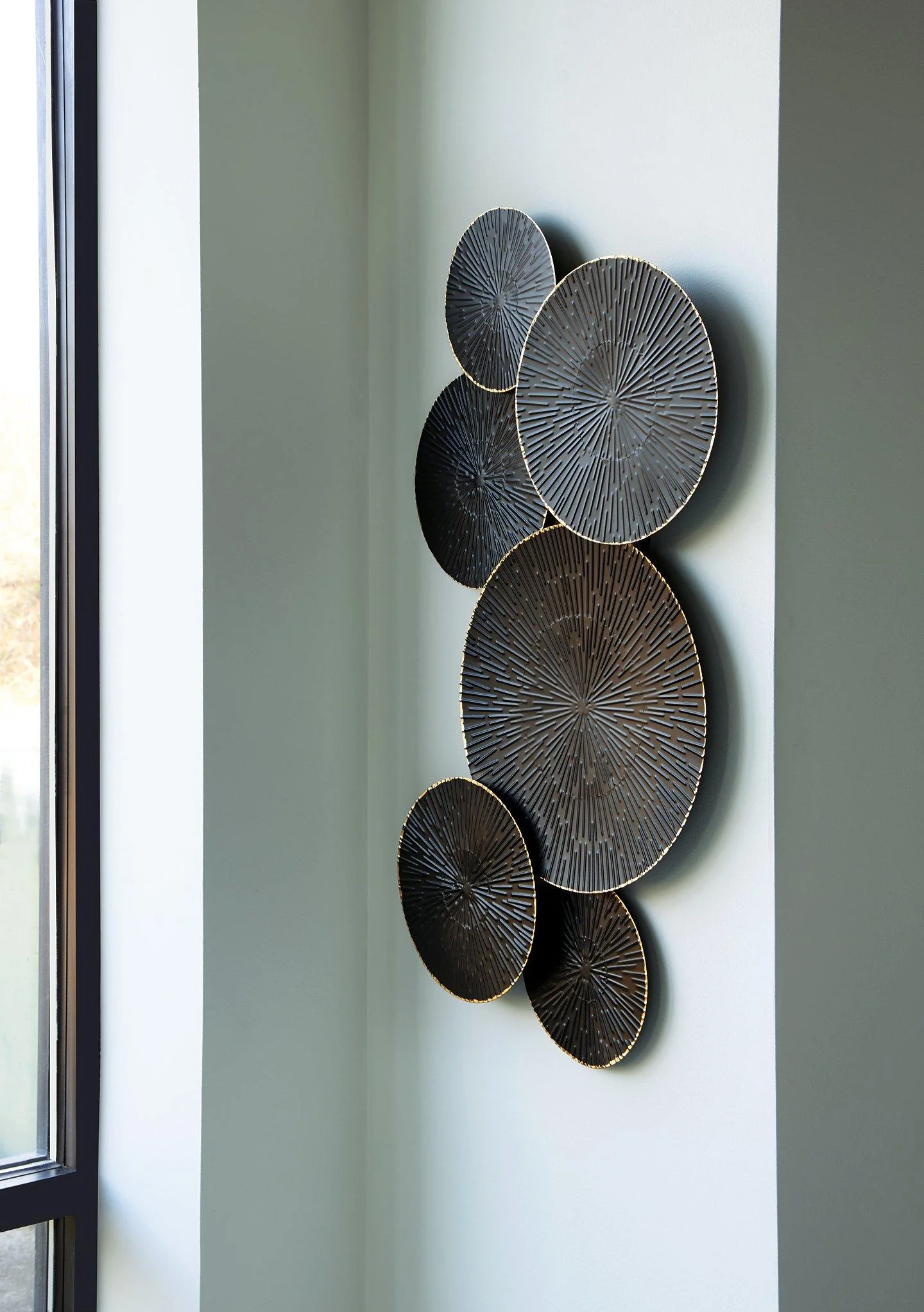 Rhetlen Wall Decor - Image 2