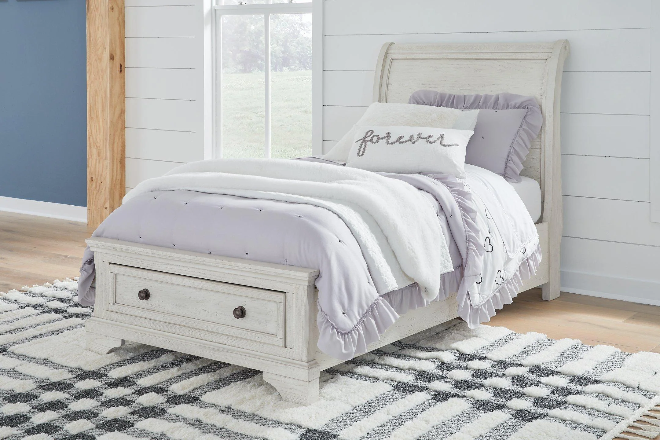 Robbinsdale Sleigh Storage Bed - Image 15