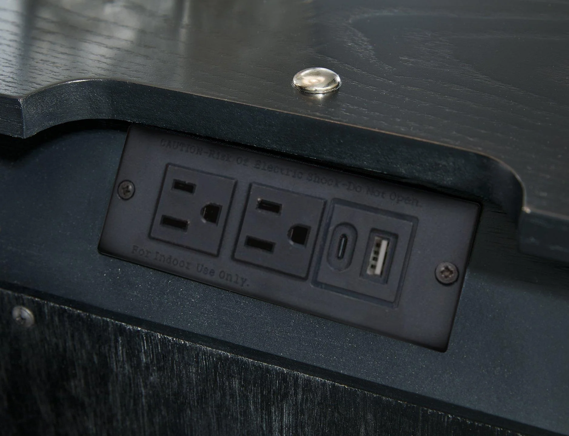 Rowanbeck Nightstand - Image 9
