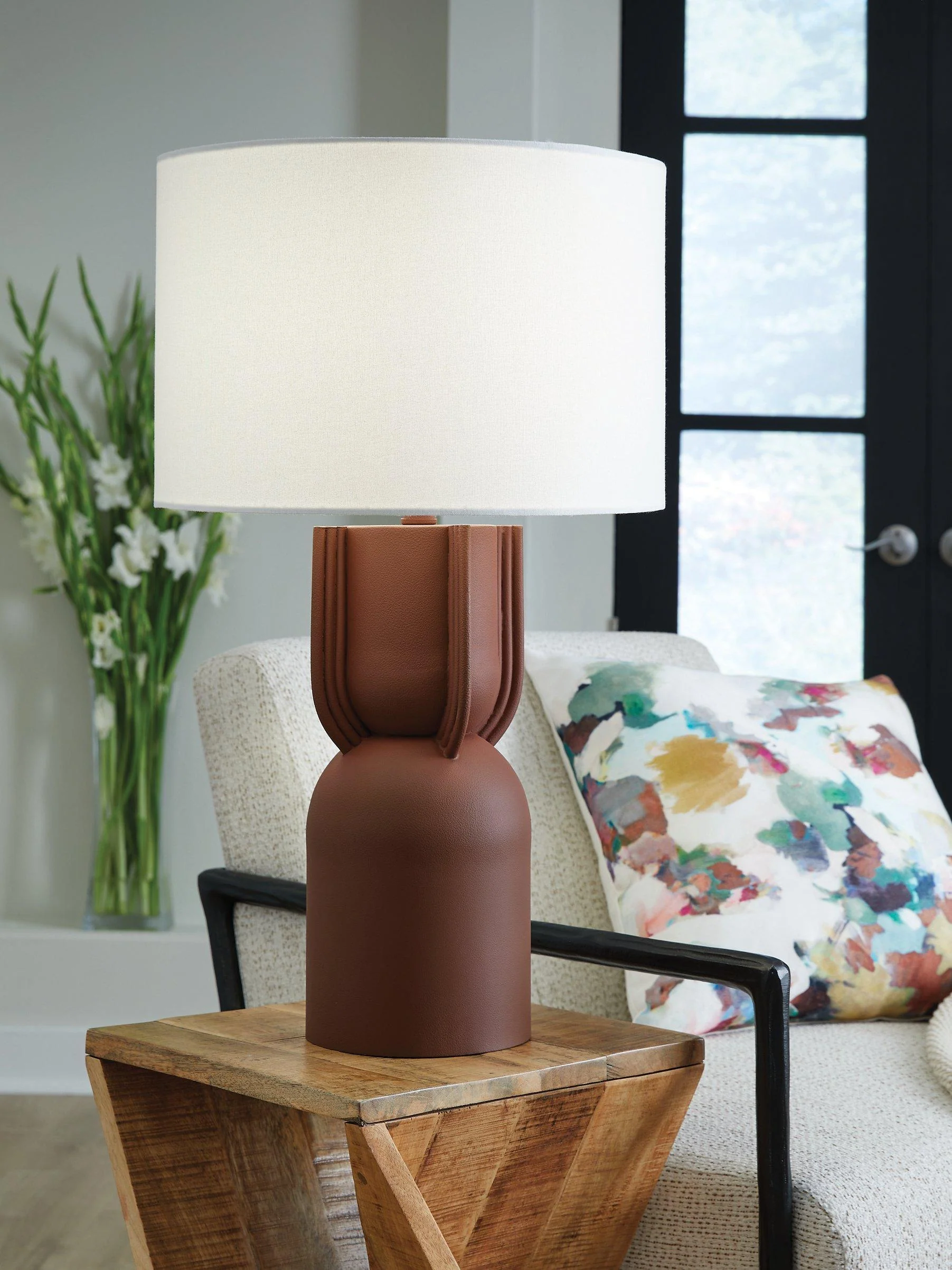 Rowandale Table Lamp - Image 2