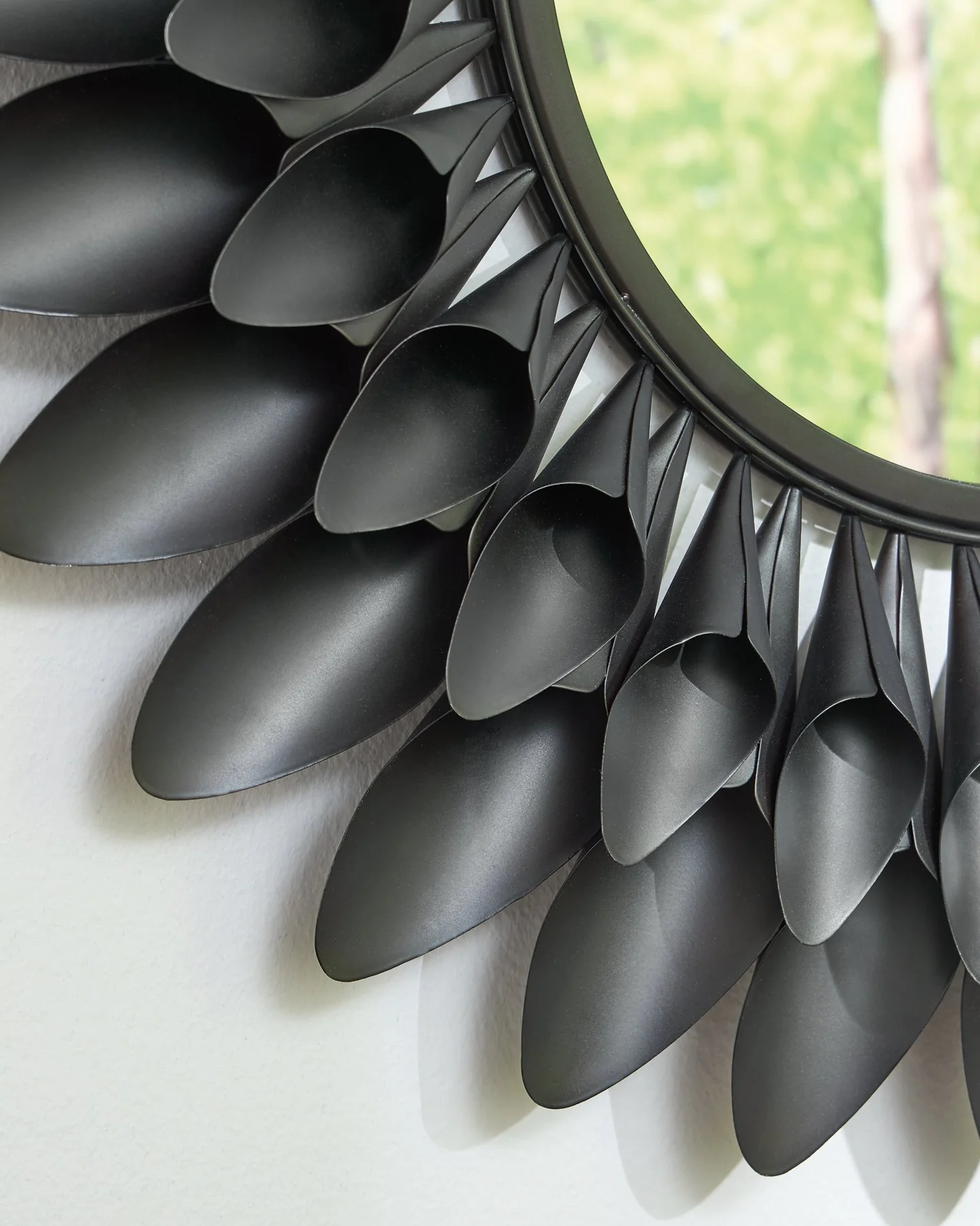 Ryenmour Accent Mirror - Image 5