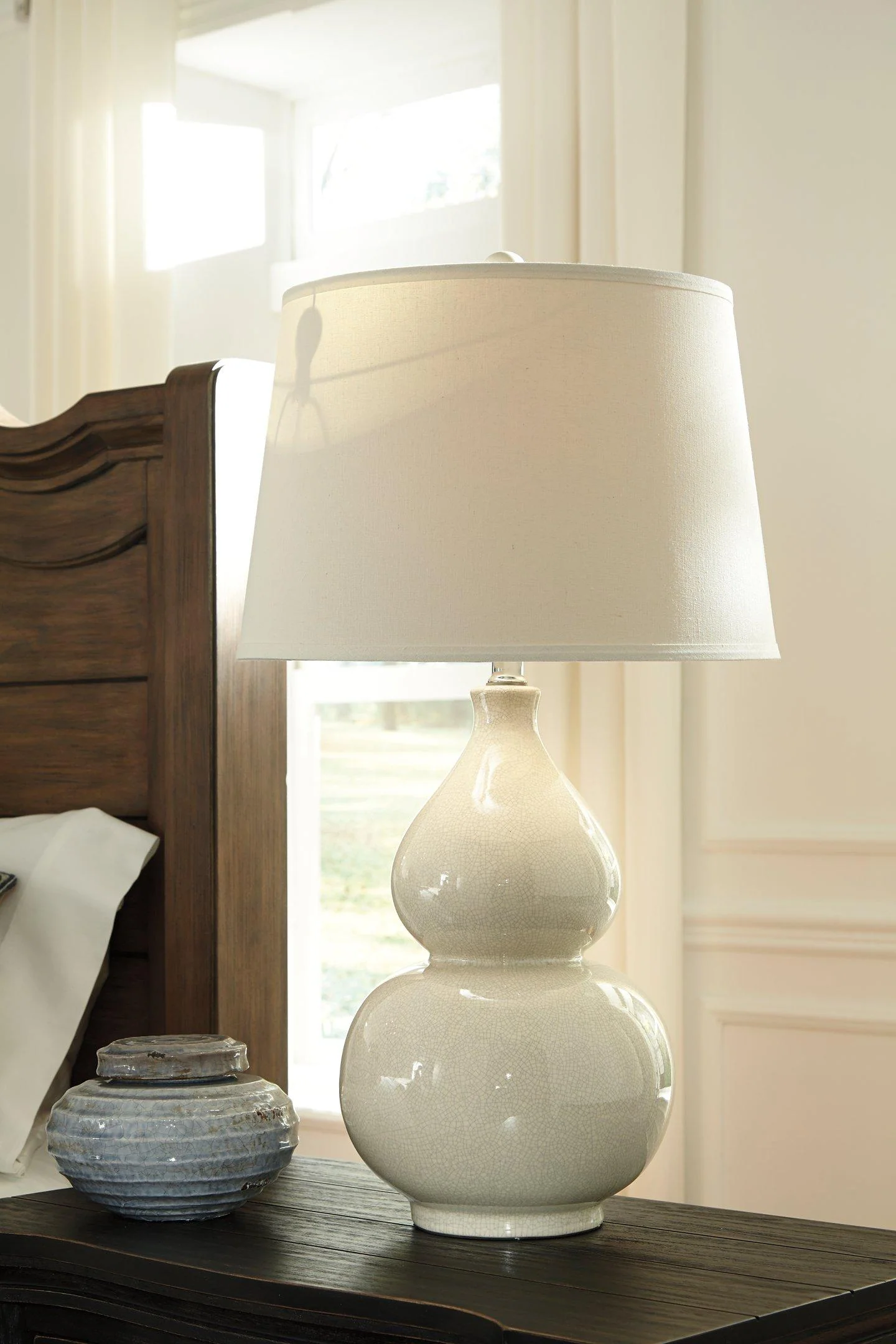 Saffi Table Lamp - Image 2