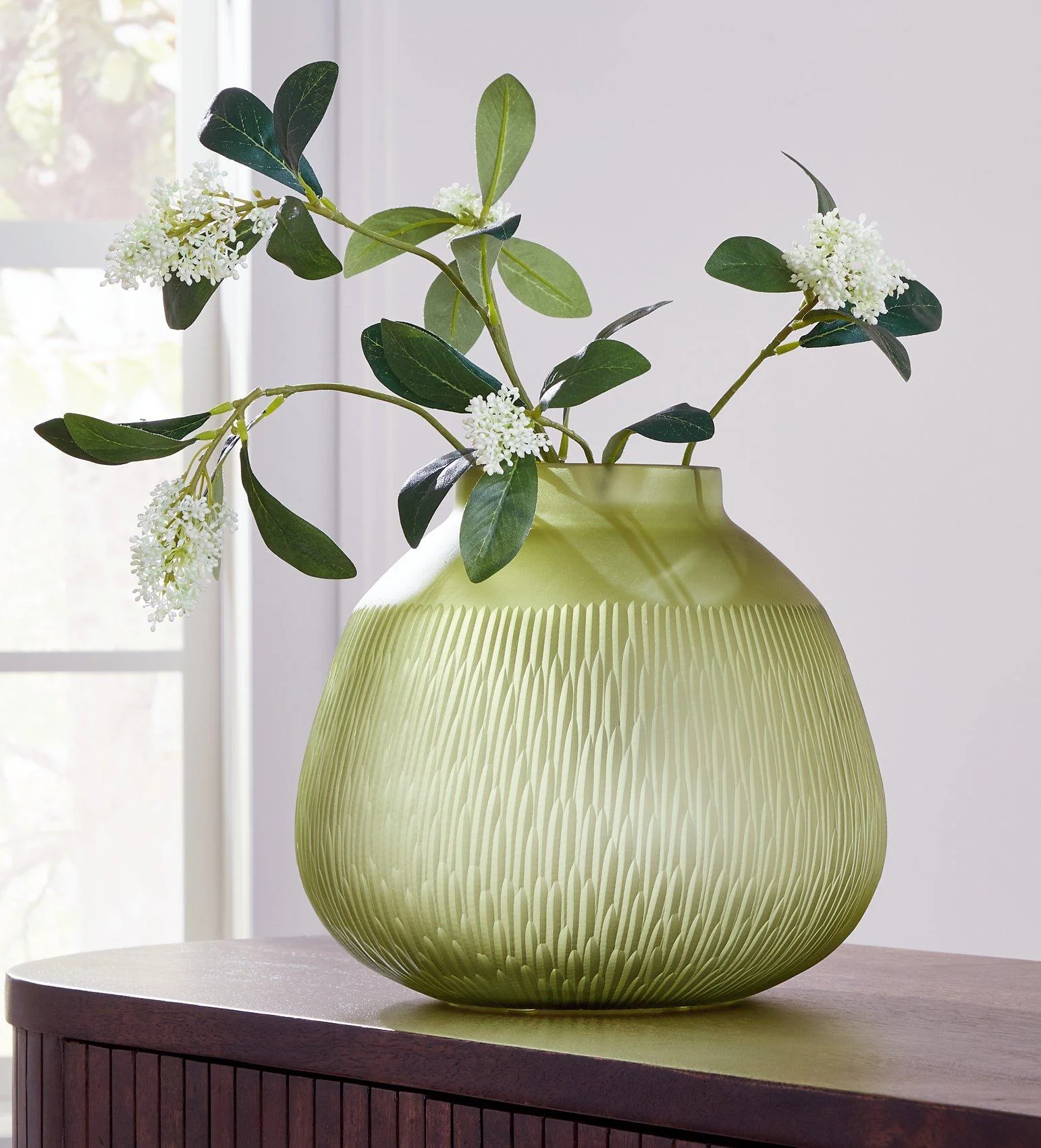 Scottyard Vase - Image 11
