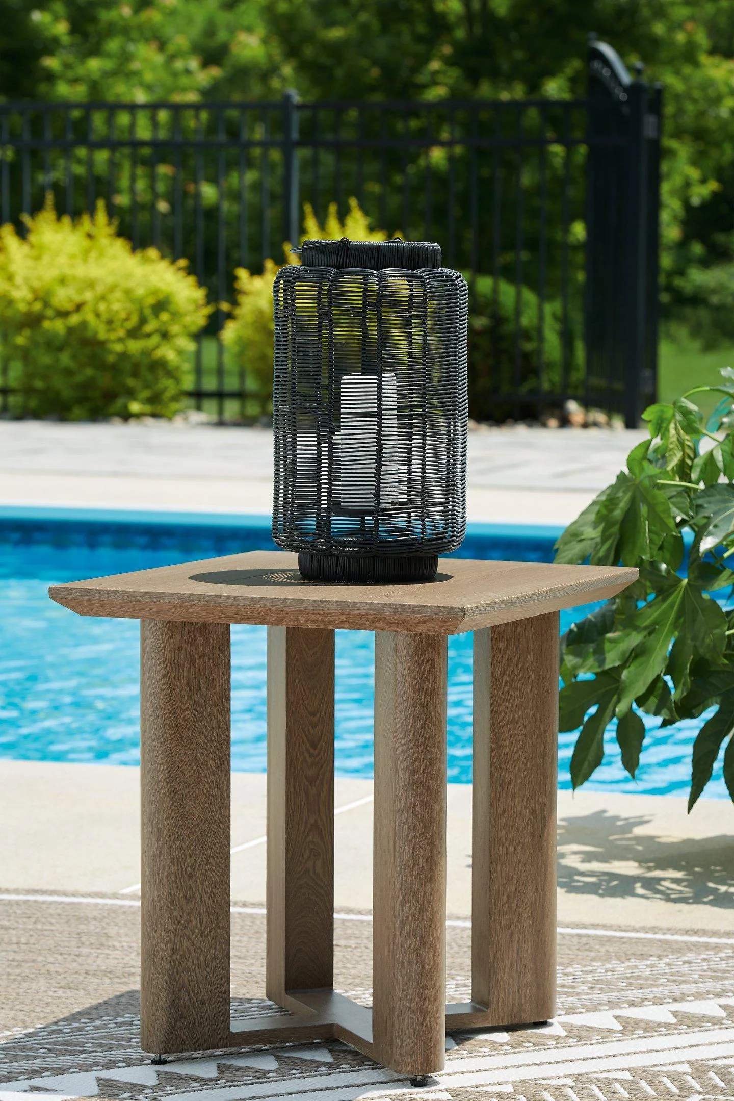 Serene Bay Outdoor End Table - Image 2