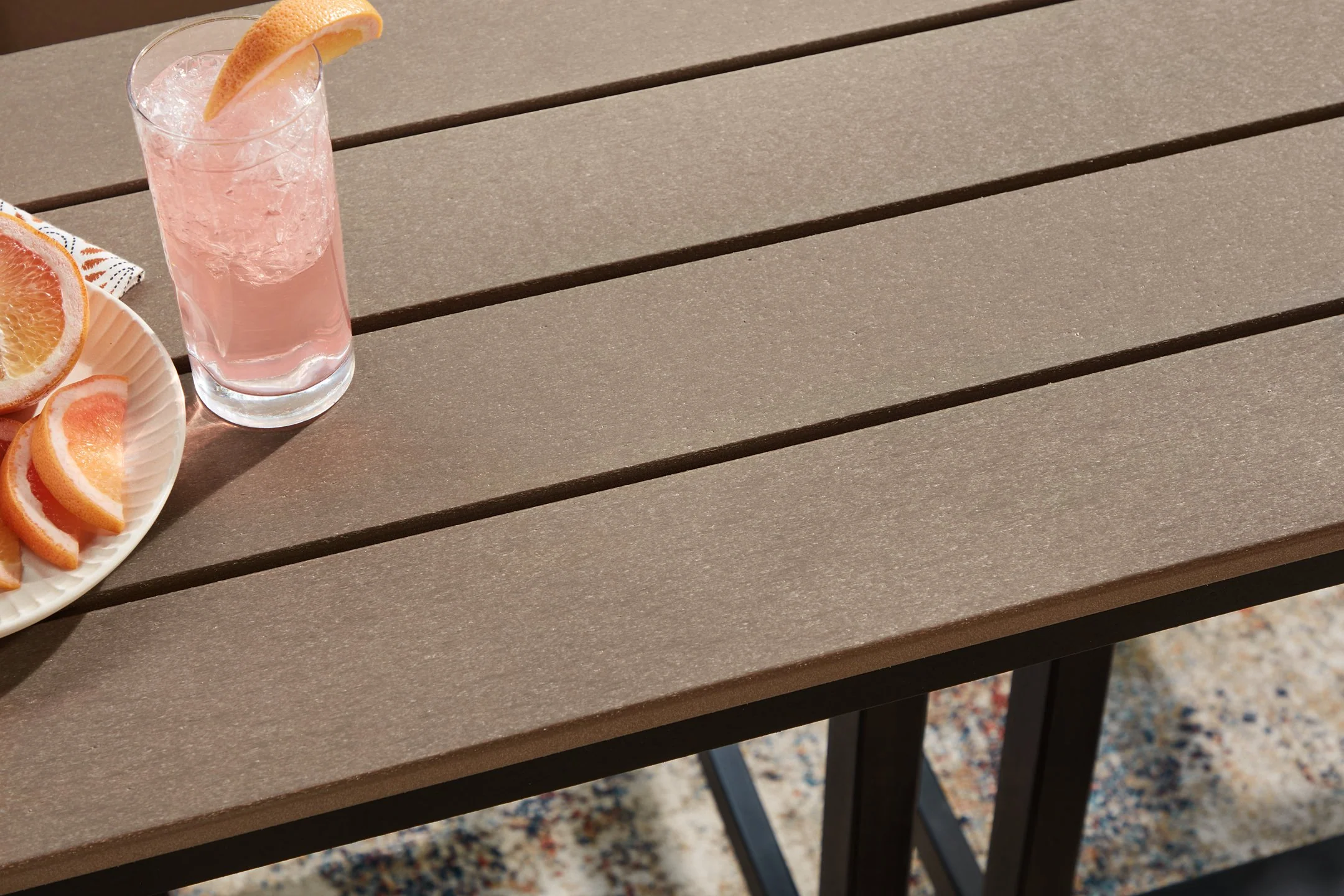 Shoreline Beach Outdoor Counter Table and 2 Barstools - Image 11