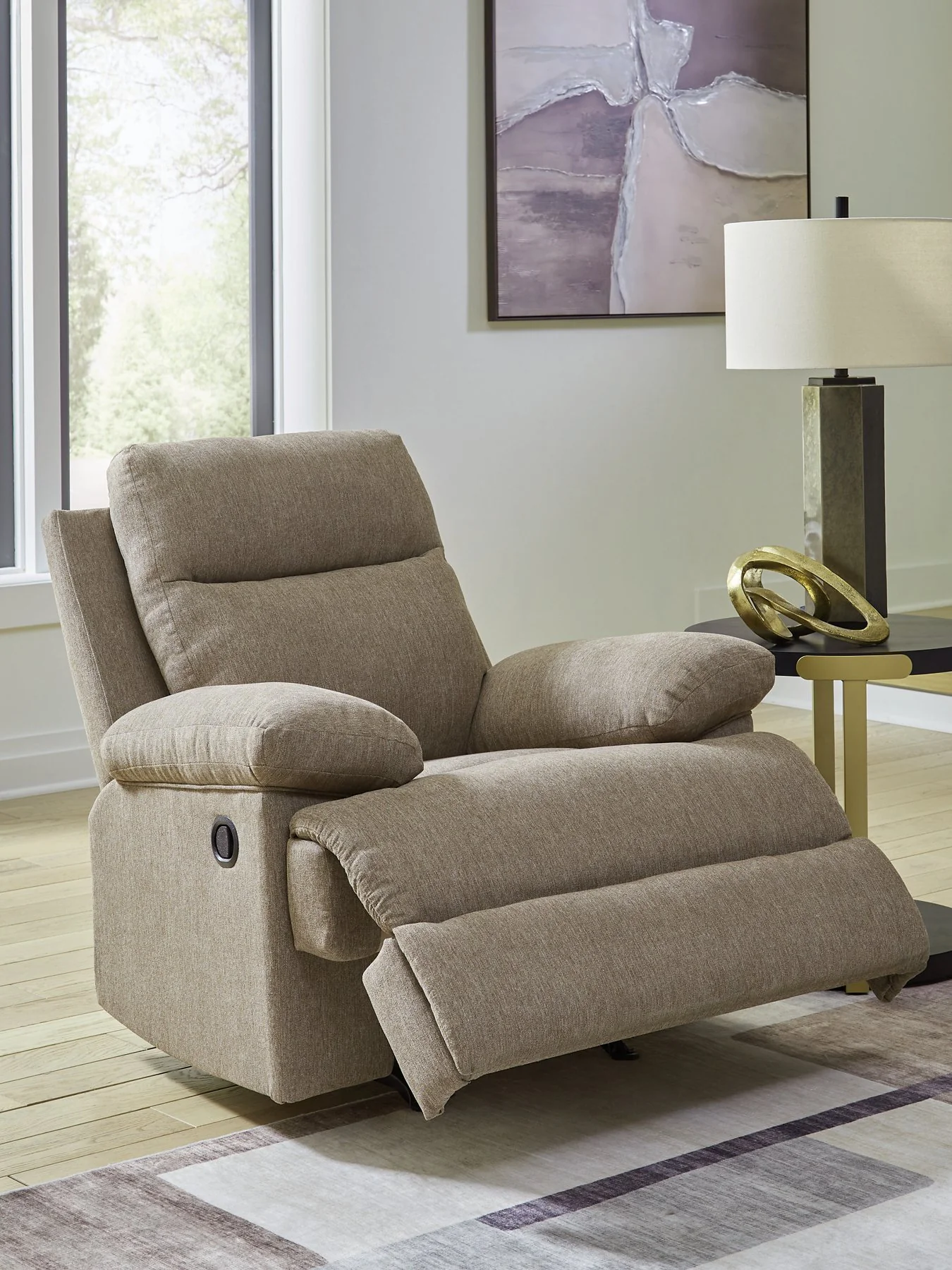 Side-Swipe Recliner - Image 13