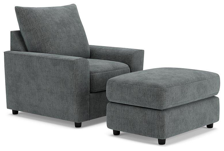 Stairatt Living Room Set - Image 2