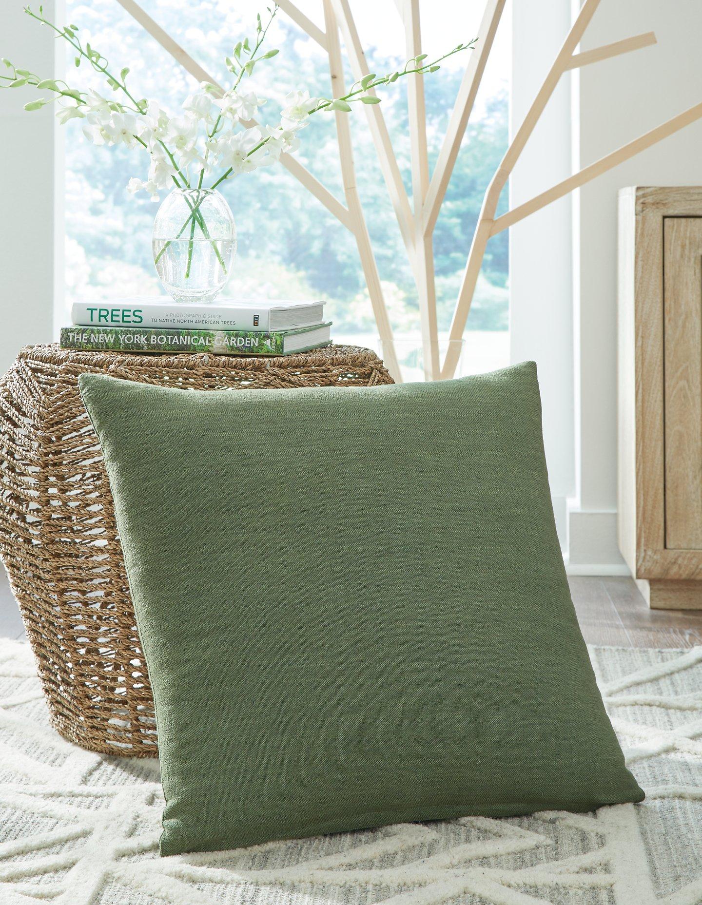 Thaneville Pillow - Image 12