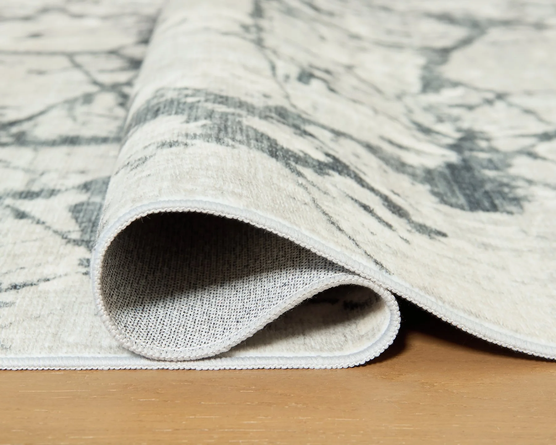 Tobinbury Washable Area Rug - Image 4