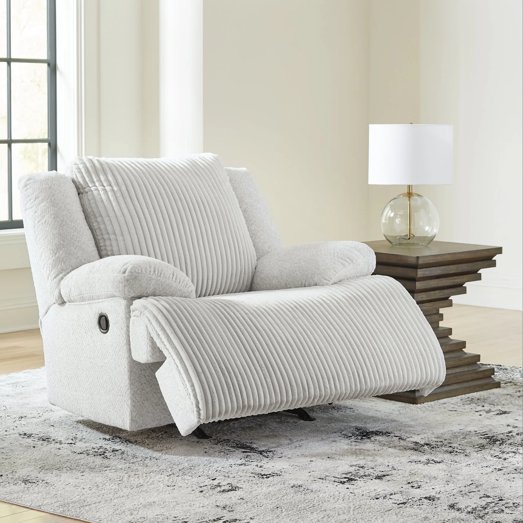 Top Tier Recliner - Image 8