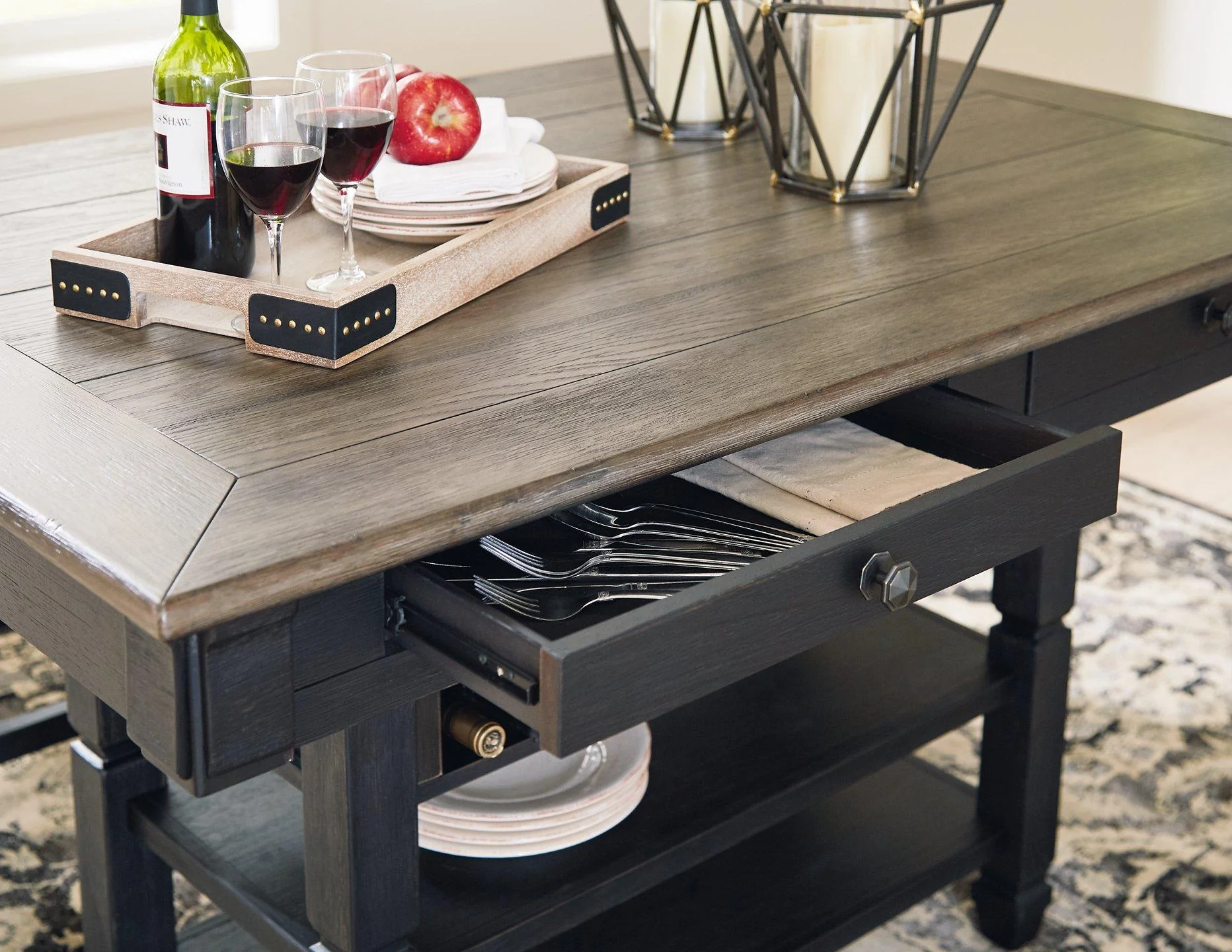 Tyler Creek Counter Height Dining Set - Image 17