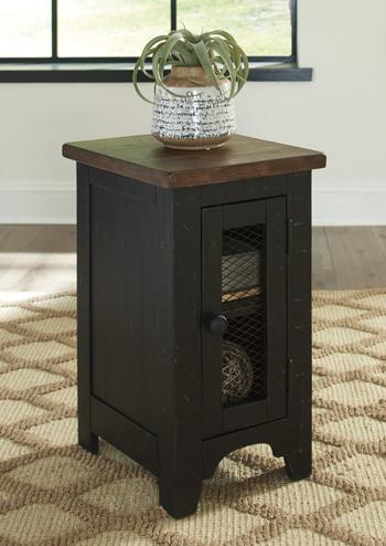 Valebeck End Table Set - Image 12