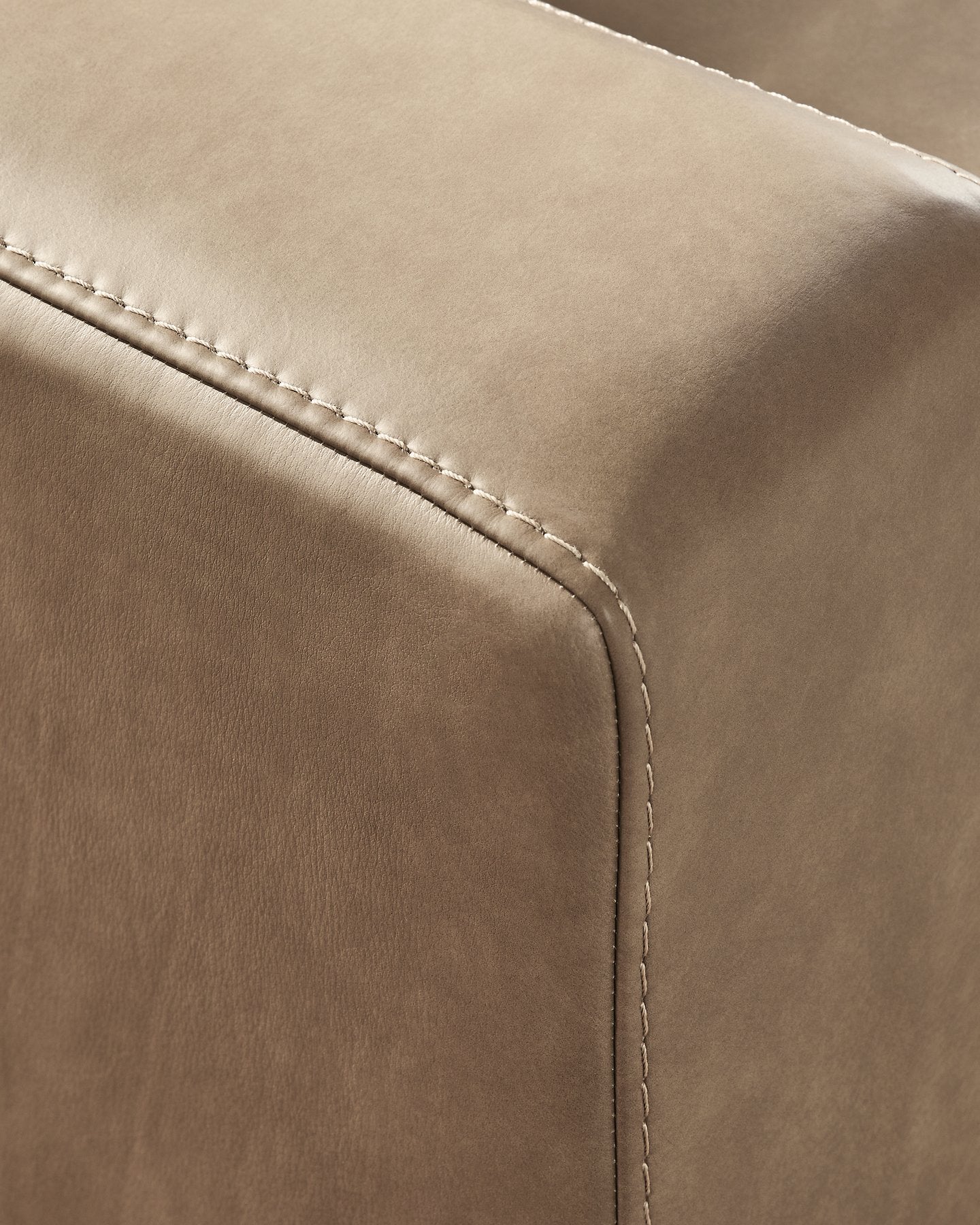 Veronella Sectional - Image 3