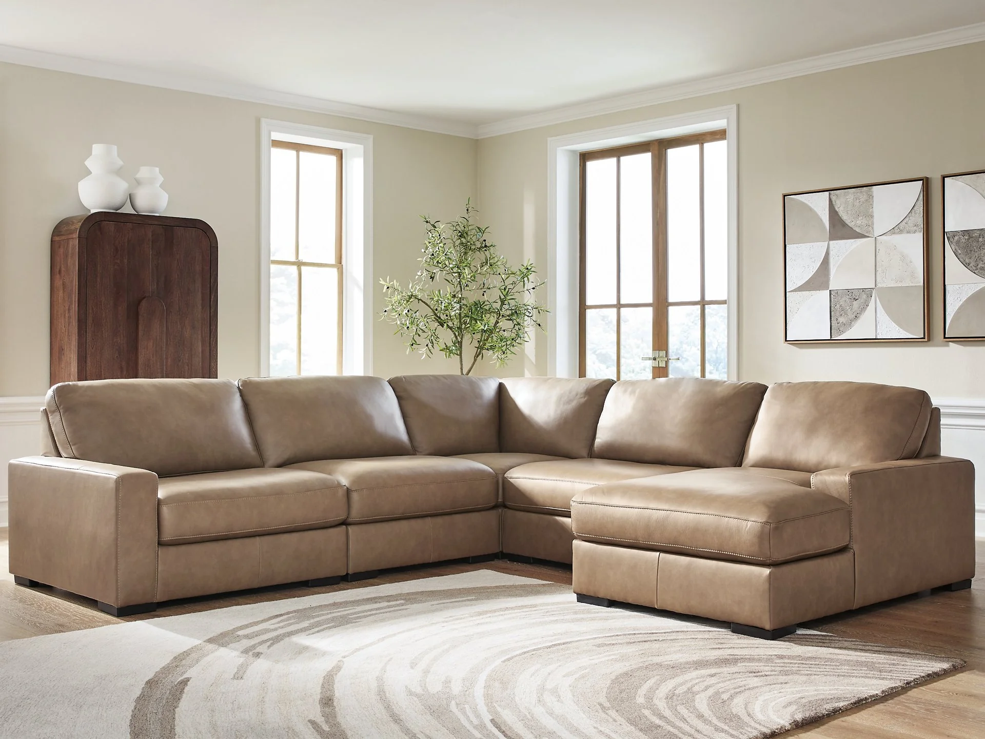 Veronella Sectional with Chaise - Image 14