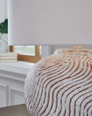 Vien Table Lamp - Image 5