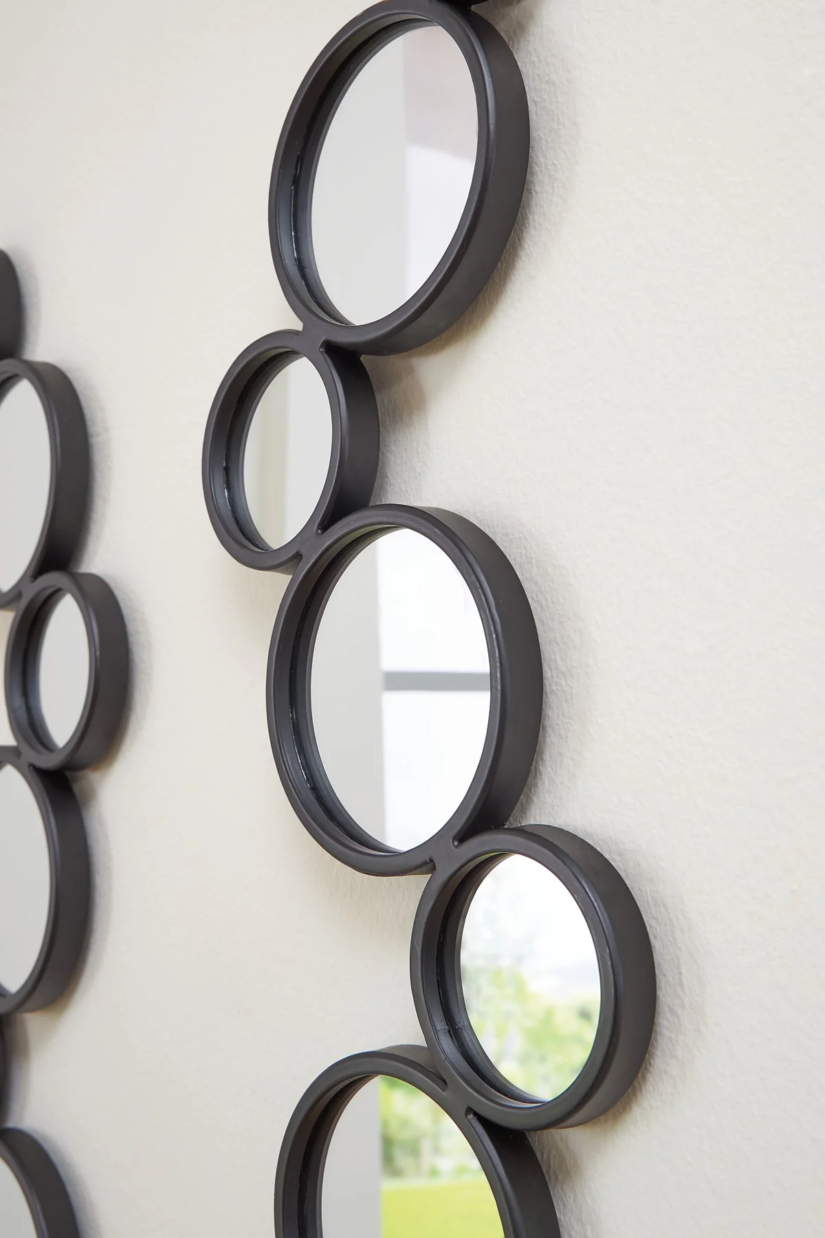 Vinler Accent Mirror Set (Set of 2) - Image 8