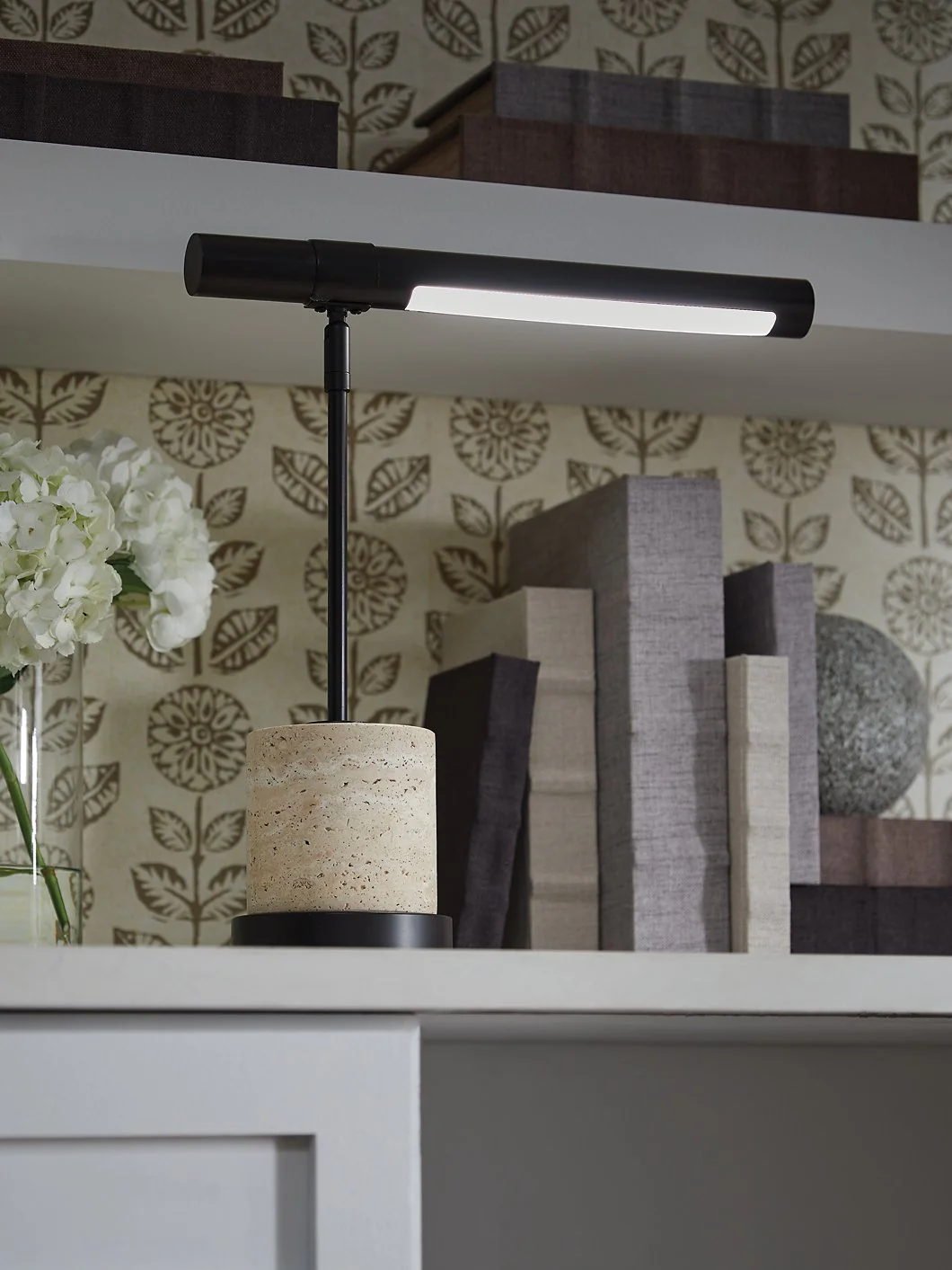 Vinmour Desk Lamp - Image 2