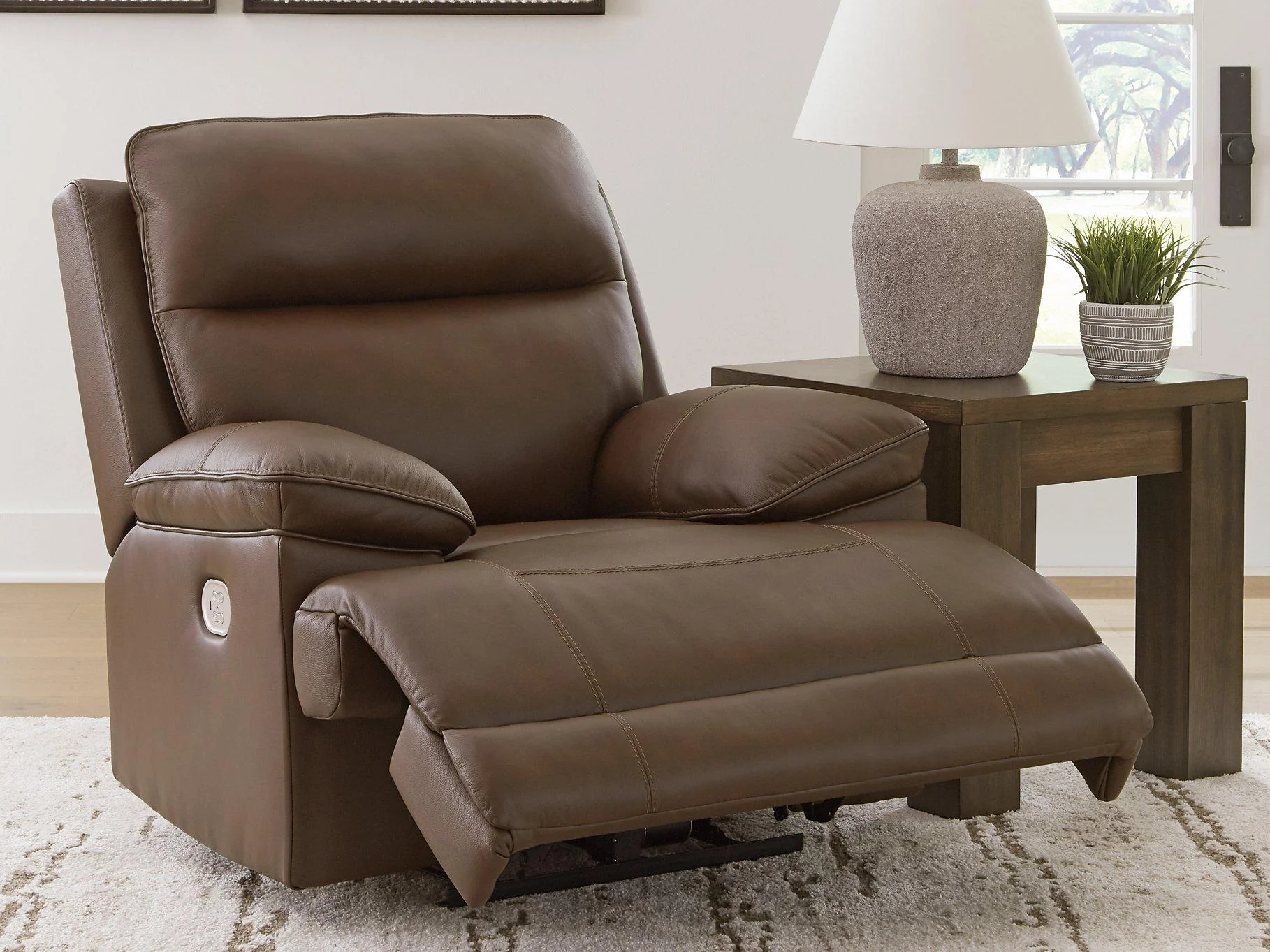 VonRyan Power Recliner - Image 6