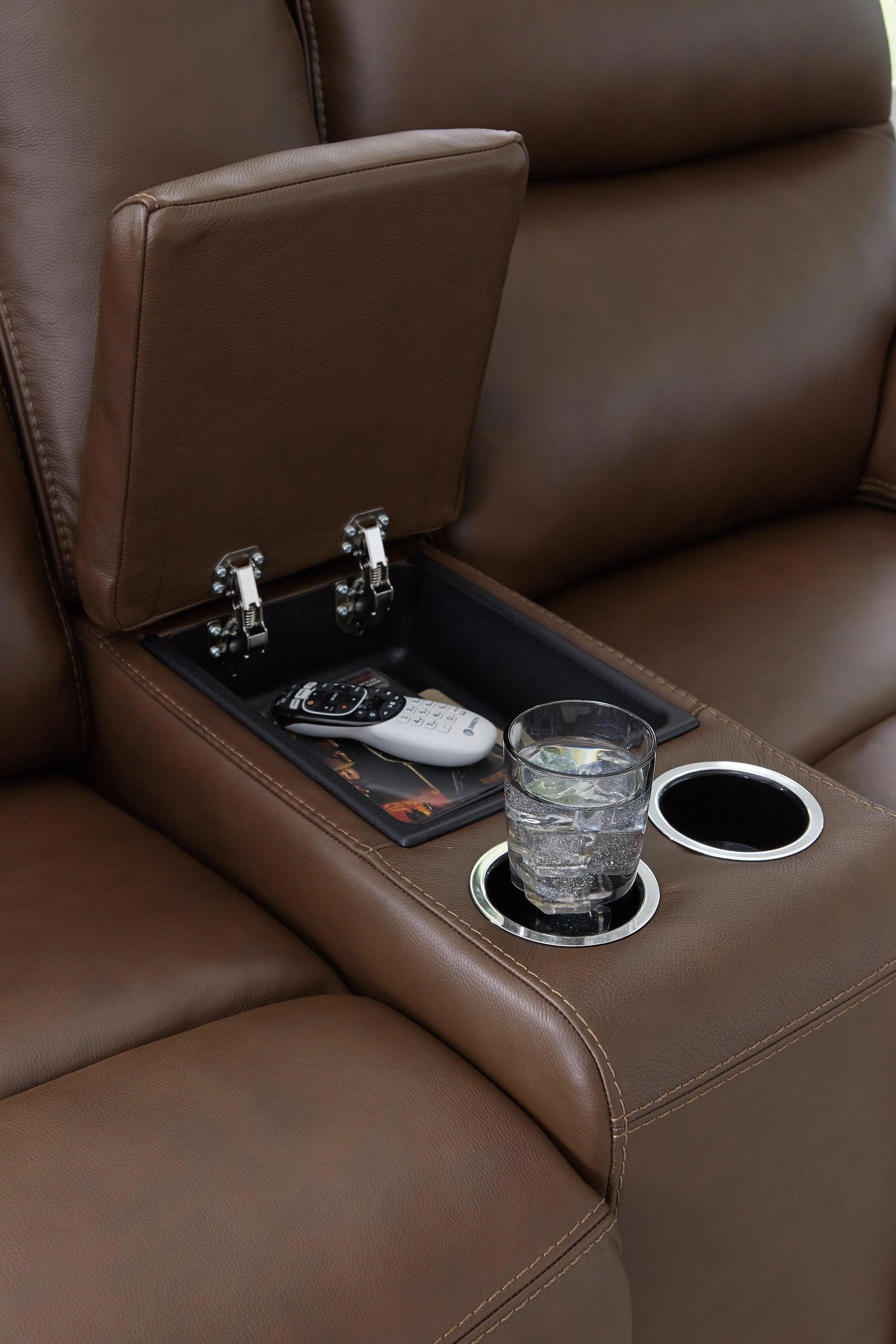 VonRyan Power Reclining Loveseat - Image 5