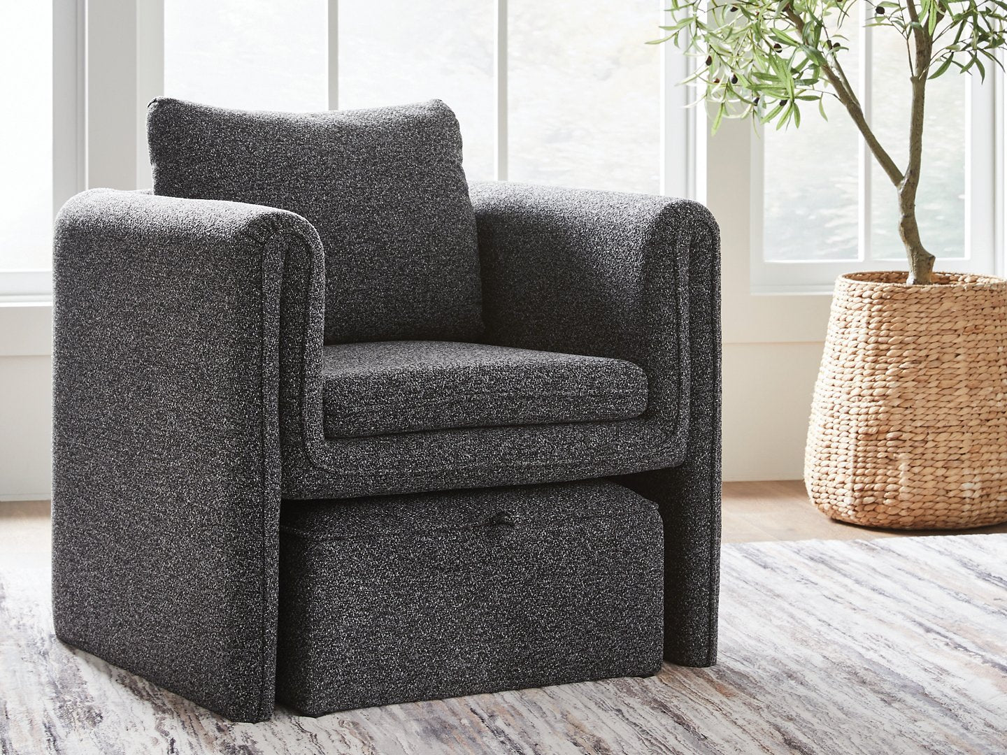 Vreni Accent Chair - Image 6