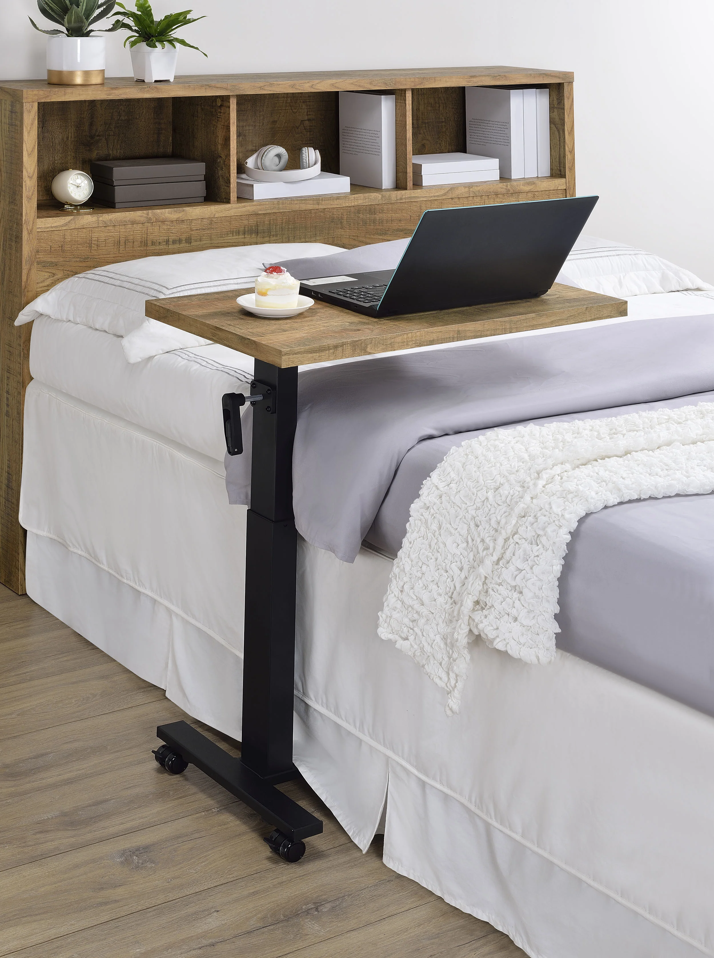 Westpark Bed C-Table - Image 2