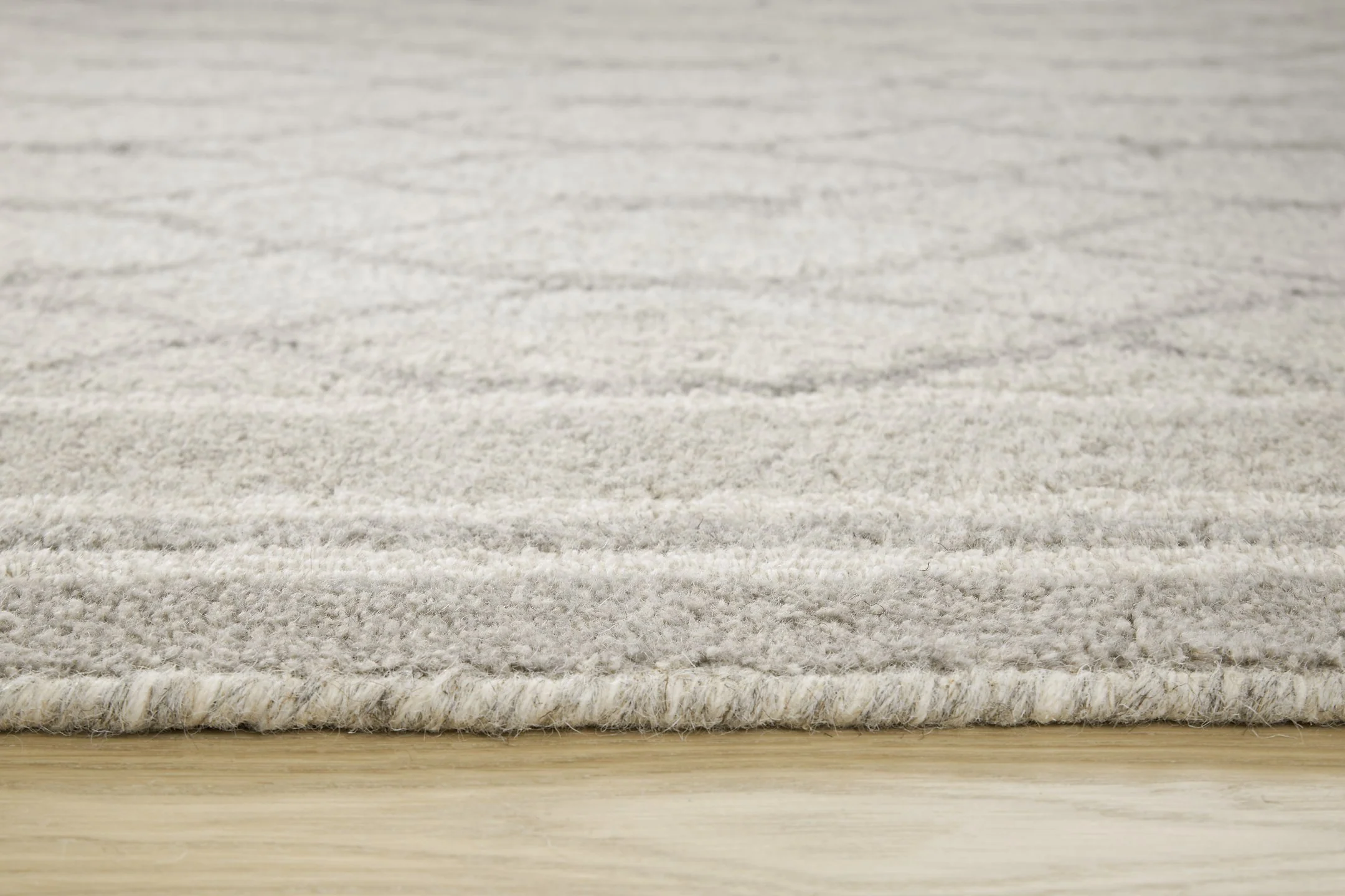 Wimney Medium Rug - Image 4